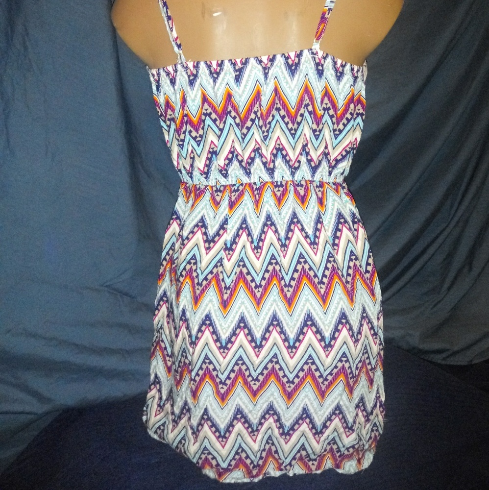 Sundress - Picture 2 of 2